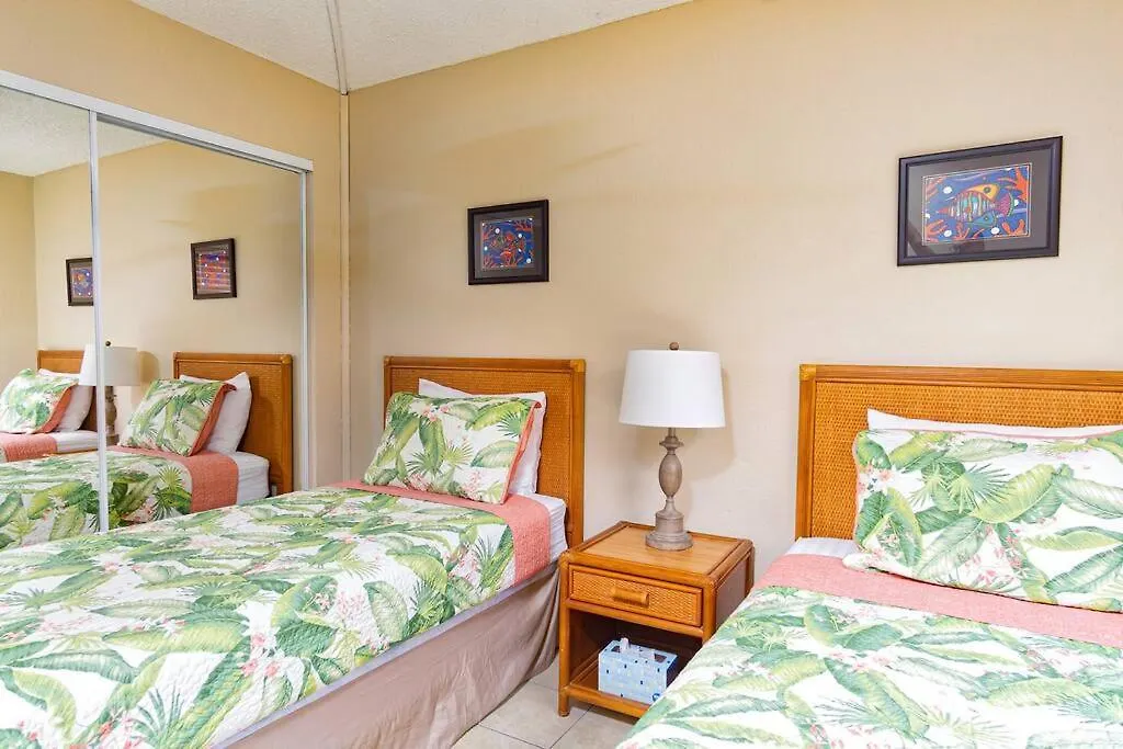 Step Into The Ocean From Your Lanai @ Kona Reef D-8 Kailua-Kona United States